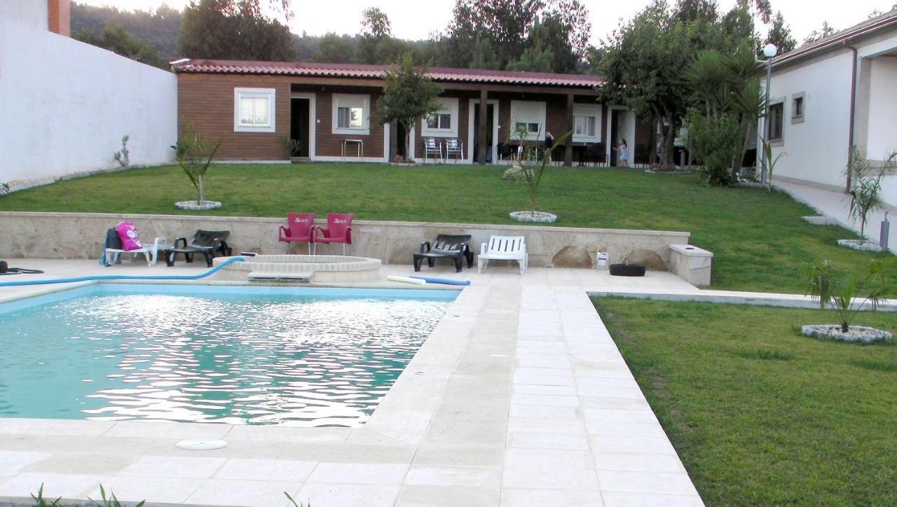 Alojamento Costa & Dias Vila Verde  Eksteriør bilde